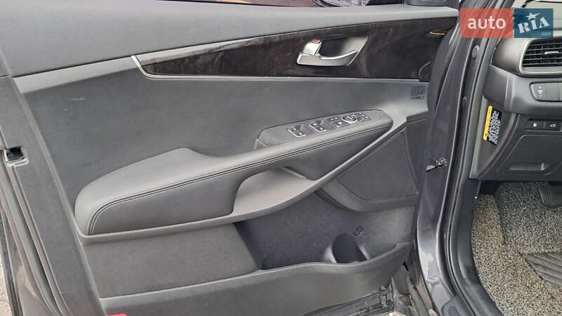 Внедорожник / Кроссовер Kia Sorento 2015 в Киеве фото 25 Внедорожник / Кроссовер Kia Sorento 2015 в Киеве
