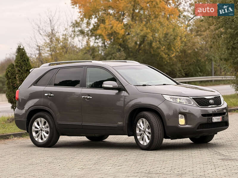 Позашляховик / Кросовер Kia Sorento 2014 в Дубні