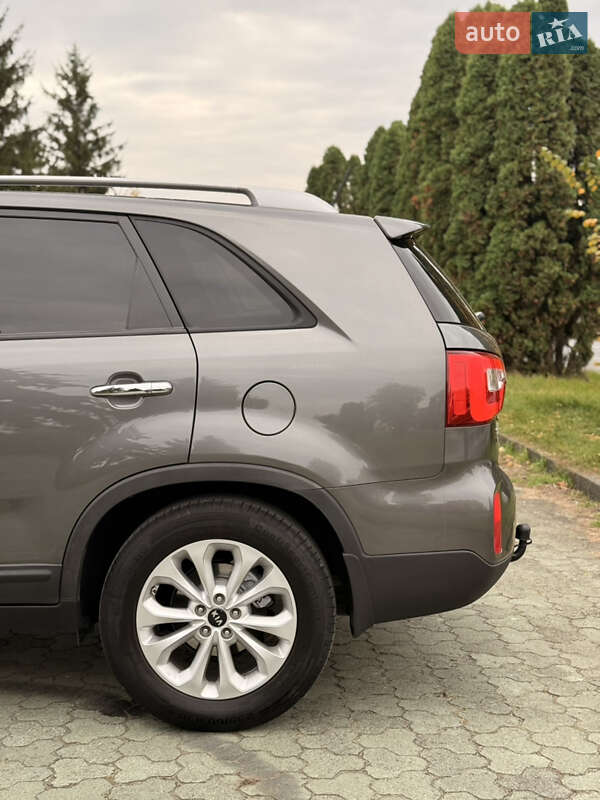 Позашляховик / Кросовер Kia Sorento 2014 в Дубні