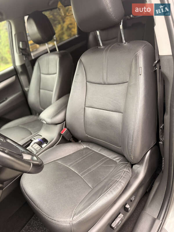 Позашляховик / Кросовер Kia Sorento 2014 в Дубні