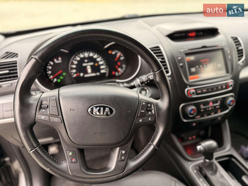 Позашляховик / Кросовер Kia Sorento 2014 в Дубні