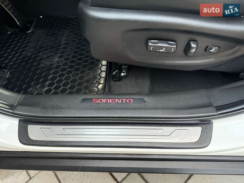 Внедорожник / Кроссовер Kia Sorento 2014 в Ивано-Франковске