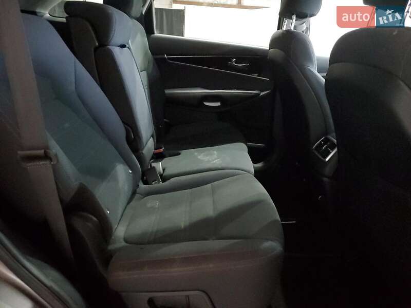 Позашляховик / Кросовер Kia Sorento 2018 в Києві фото 11 Позашляховик / Кросовер Kia Sorento 2018 в Києві