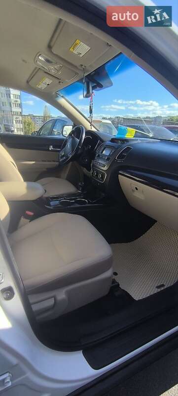 Позашляховик / Кросовер Kia Sorento 2013 в Обухові