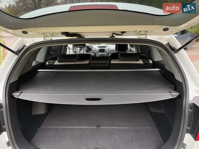 Позашляховик / Кросовер Kia Sorento 2014 в Рівному фото 31 Позашляховик / Кросовер Kia Sorento 2014 в Рівному