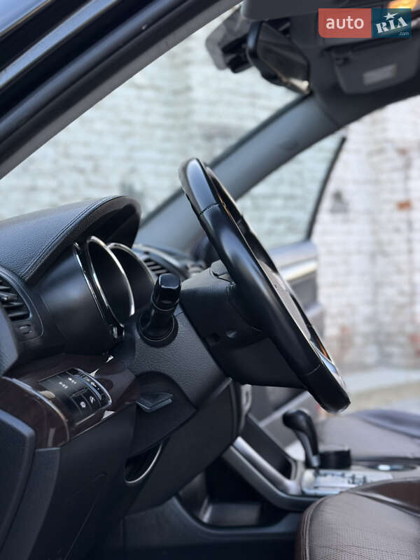 Внедорожник / Кроссовер Kia Sorento 2010 в Самборе