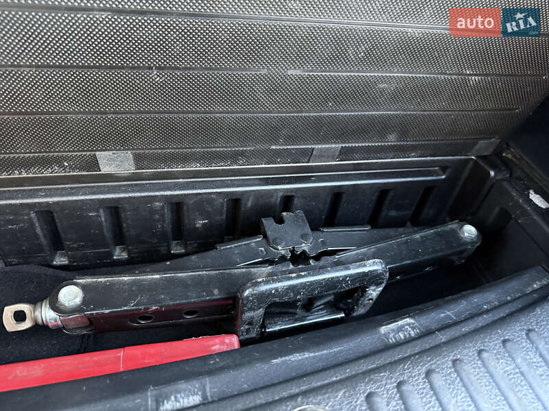 Внедорожник / Кроссовер Kia Sorento 2010 в Самборе