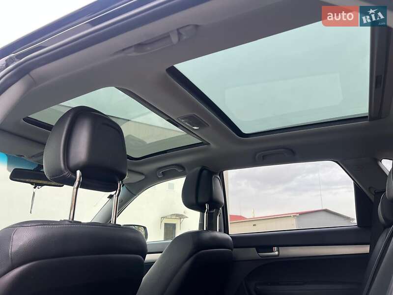 Внедорожник / Кроссовер Kia Sorento 2011 в Луцке