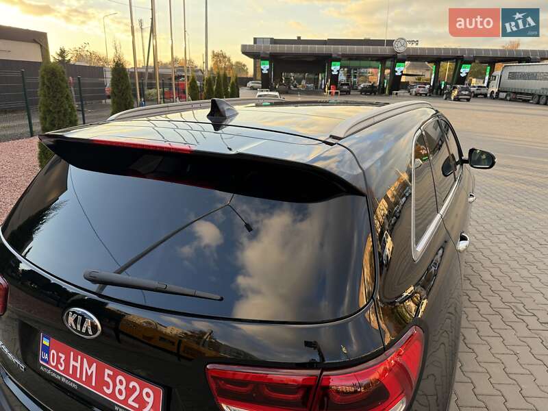 Позашляховик / Кросовер Kia Sorento 2015 в Луцьку