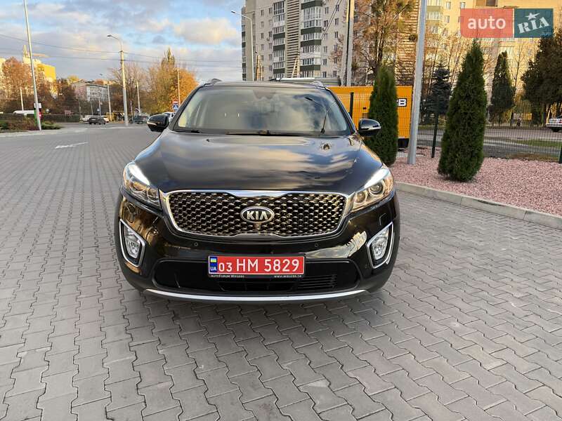 Позашляховик / Кросовер Kia Sorento 2015 в Луцьку