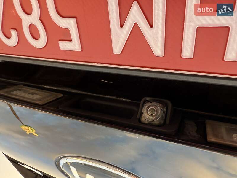 Позашляховик / Кросовер Kia Sorento 2015 в Луцьку