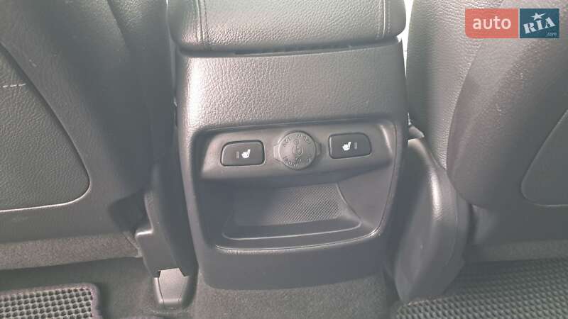 Внедорожник / Кроссовер Kia Sorento 2013 в Киеве фото 4 Внедорожник / Кроссовер Kia Sorento 2013 в Киеве