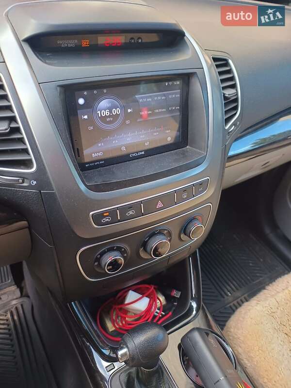 Внедорожник / Кроссовер Kia Sorento 2015 в Львове