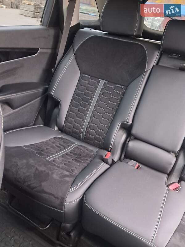 Внедорожник / Кроссовер Kia Sorento 2015 в Ровно