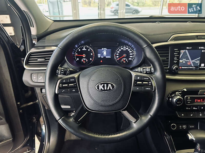 Внедорожник / Кроссовер Kia Sorento 2018 в Киеве фото 25 Внедорожник / Кроссовер Kia Sorento 2018 в Киеве