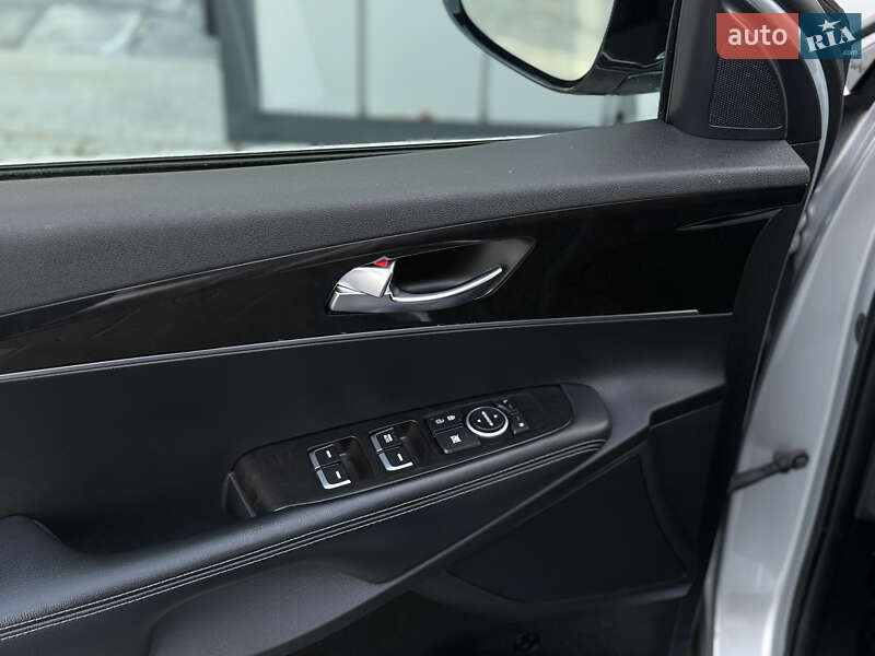 Внедорожник / Кроссовер Kia Sorento 2017 в Владимире фото 17 Внедорожник / Кроссовер Kia Sorento 2017 в Владимире