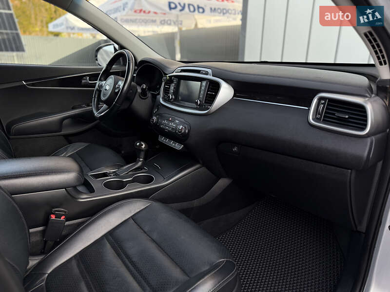 Внедорожник / Кроссовер Kia Sorento 2017 в Владимире фото 28 Внедорожник / Кроссовер Kia Sorento 2017 в Владимире