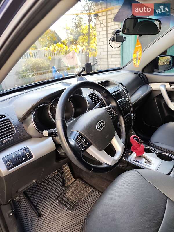 Внедорожник / Кроссовер Kia Sorento 2009 в Новомосковске фото 4 Внедорожник / Кроссовер Kia Sorento 2009 в Новомосковске