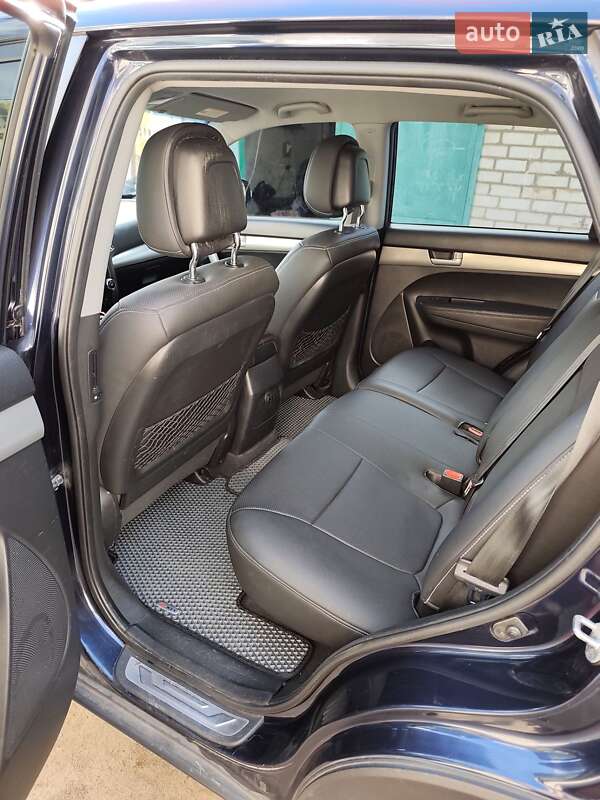 Внедорожник / Кроссовер Kia Sorento 2009 в Новомосковске фото 13 Внедорожник / Кроссовер Kia Sorento 2009 в Новомосковске