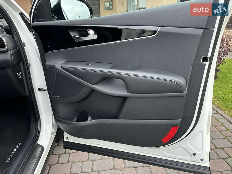 Внедорожник / Кроссовер Kia Sorento 2018 в Ивано-Франковске фото 84 Внедорожник / Кроссовер Kia Sorento 2018 в Ивано-Франковске