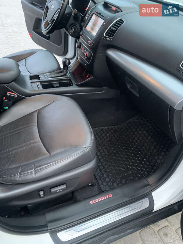 Внедорожник / Кроссовер Kia Sorento 2014 в Львове