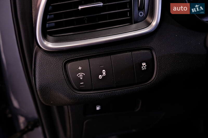 Внедорожник / Кроссовер Kia Sorento 2019 в Одессе фото 11 Внедорожник / Кроссовер Kia Sorento 2019 в Одессе