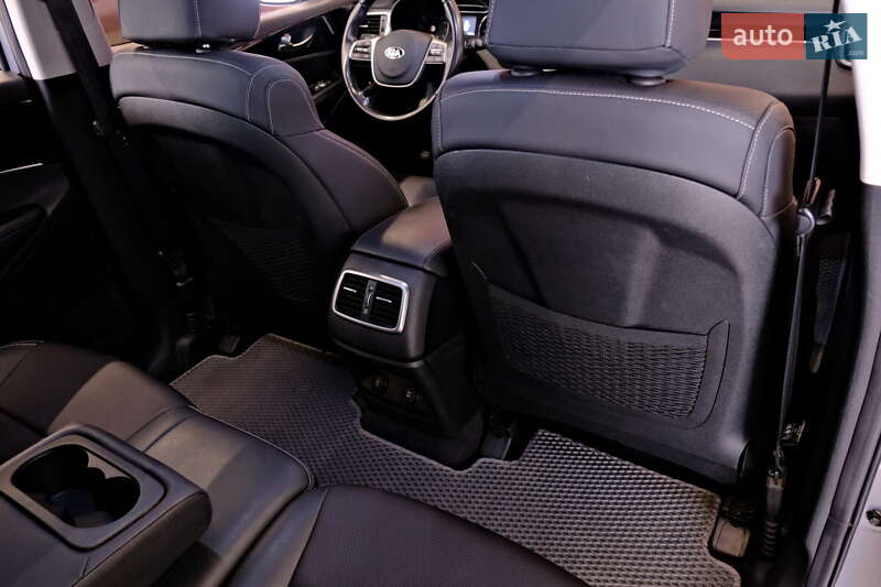 Внедорожник / Кроссовер Kia Sorento 2019 в Одессе фото 19 Внедорожник / Кроссовер Kia Sorento 2019 в Одессе