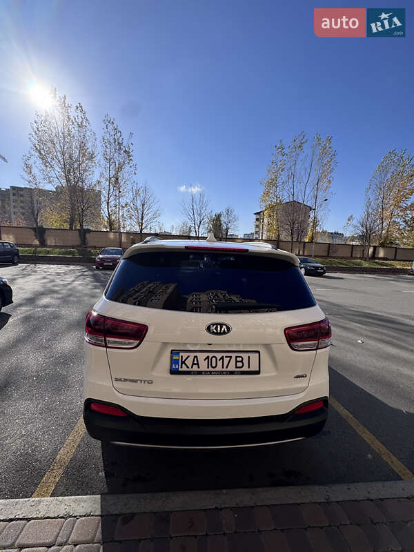 Внедорожник / Кроссовер Kia Sorento 2015 в Киеве фото 4 Внедорожник / Кроссовер Kia Sorento 2015 в Киеве