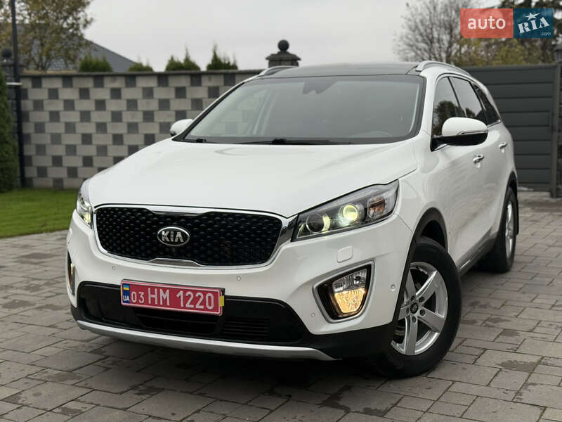 Внедорожник / Кроссовер Kia Sorento 2016 в Ровно