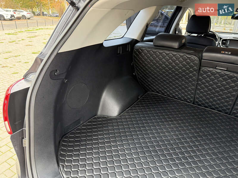 Внедорожник / Кроссовер Kia Sorento 2017 в Одессе фото 28 Внедорожник / Кроссовер Kia Sorento 2017 в Одессе