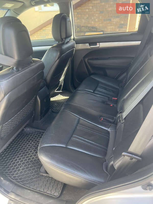 Внедорожник / Кроссовер Kia Sorento 2010 в Радехове