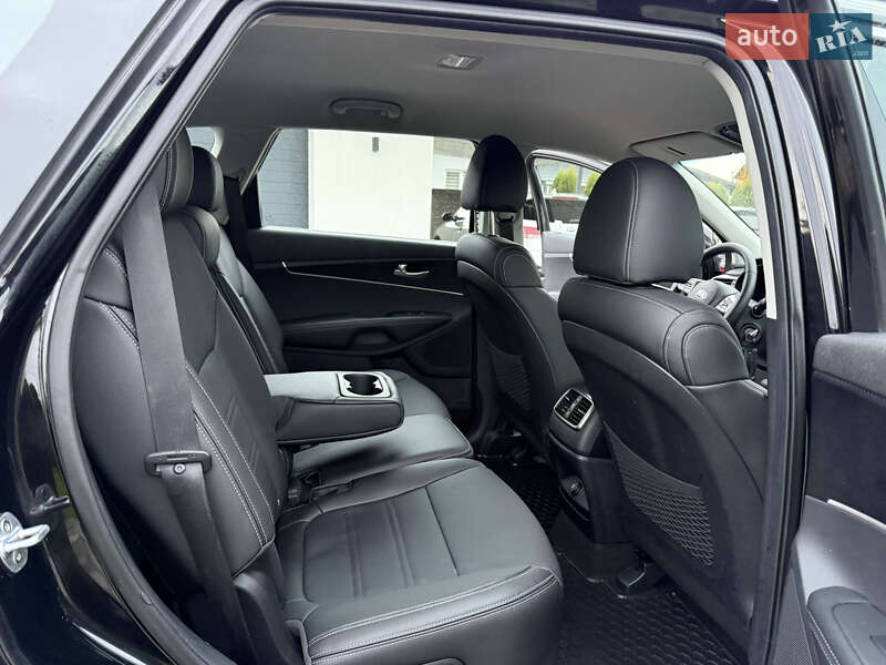 Позашляховик / Кросовер Kia Sorento 2019 в Рівному