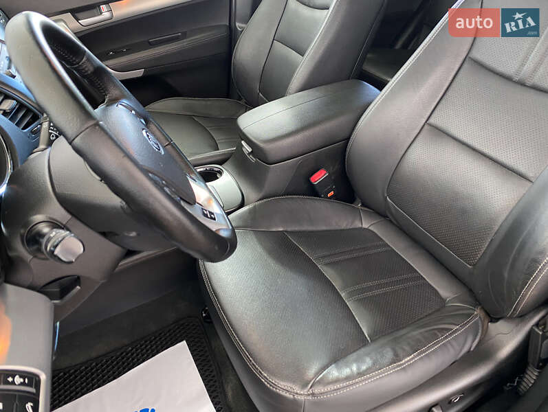 Внедорожник / Кроссовер Kia Sorento 2012 в Львове фото 7 Внедорожник / Кроссовер Kia Sorento 2012 в Львове