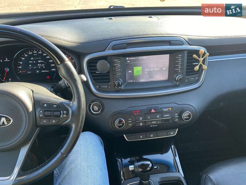 Внедорожник / Кроссовер Kia Sorento 2016 в Чернигове