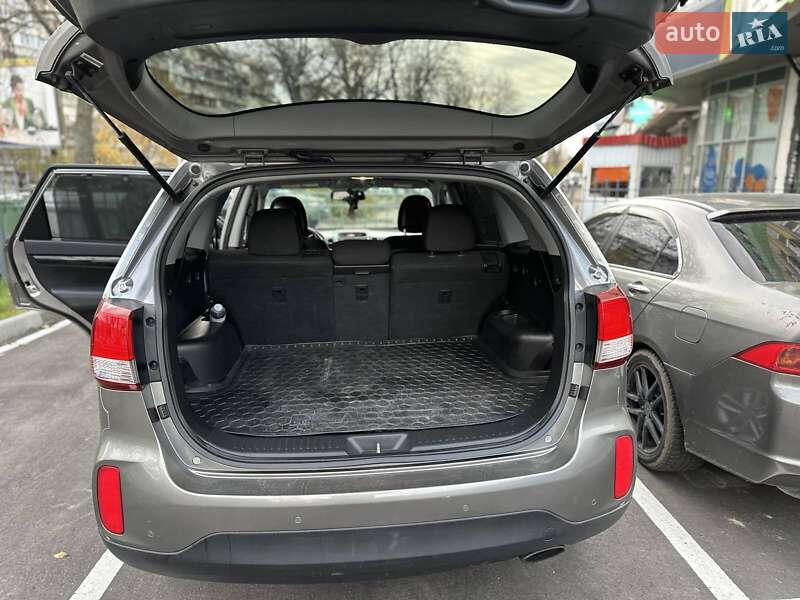 Внедорожник / Кроссовер Kia Sorento 2014 в Киеве
