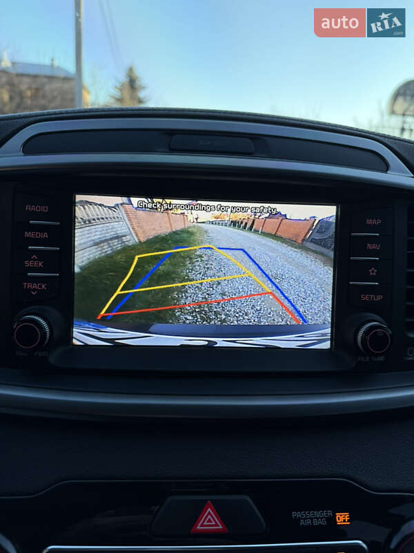 Позашляховик / Кросовер Kia Sorento 2017 в Івано-Франківську