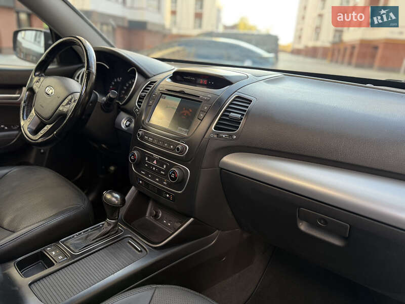 Внедорожник / Кроссовер Kia Sorento 2012 в Ивано-Франковске