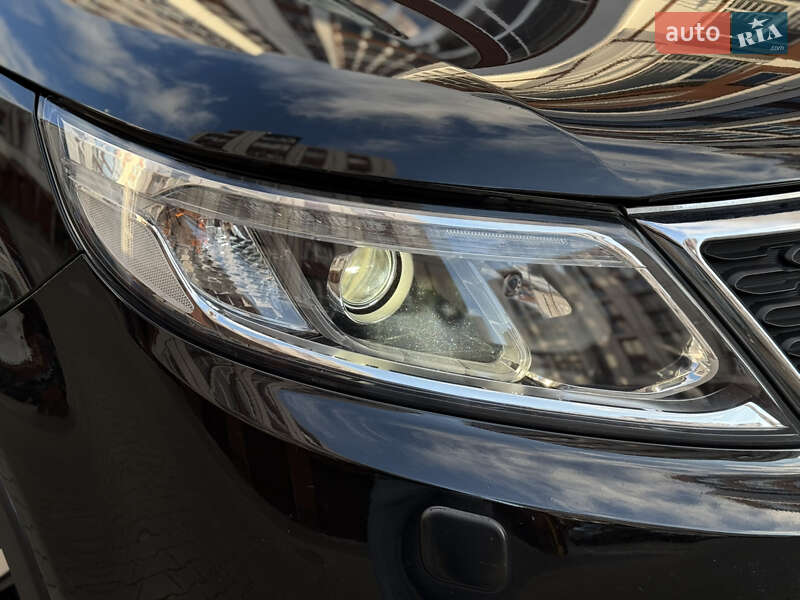 Внедорожник / Кроссовер Kia Sorento 2012 в Ивано-Франковске