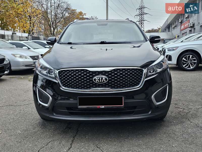 Внедорожник / Кроссовер Kia Sorento 2017 в Одессе