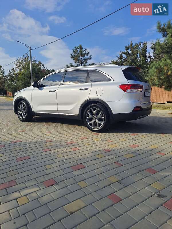 Позашляховик / Кросовер Kia Sorento 2015 в Ізмаїлі