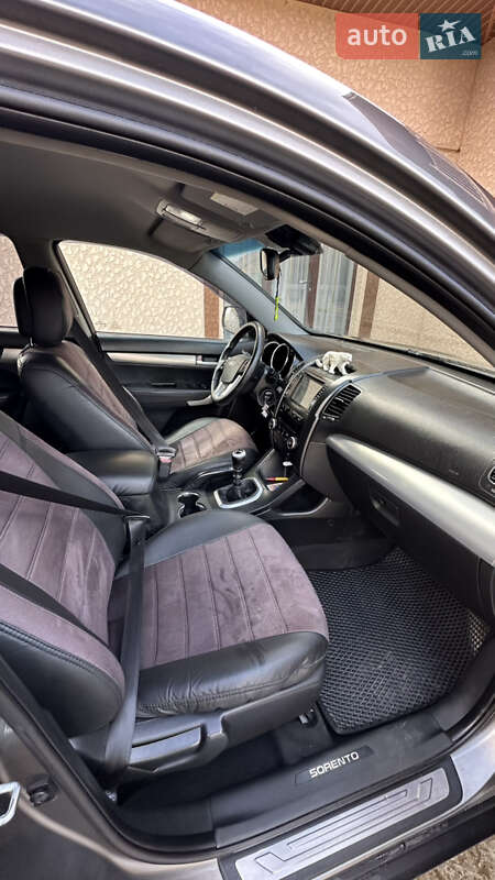 Внедорожник / Кроссовер Kia Sorento 2010 в Богородчанах фото 13 Внедорожник / Кроссовер Kia Sorento 2010 в Богородчанах