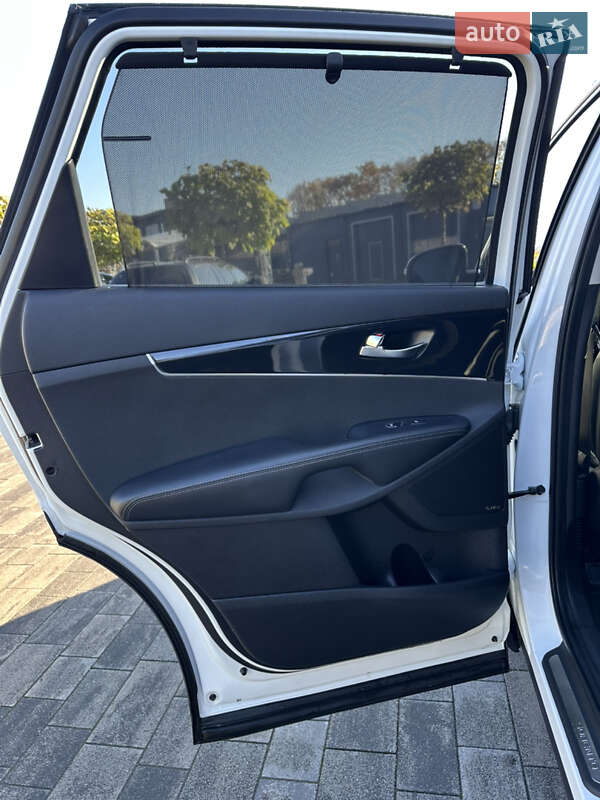 Внедорожник / Кроссовер Kia Sorento 2016 в Луцке фото 21 Внедорожник / Кроссовер Kia Sorento 2016 в Луцке