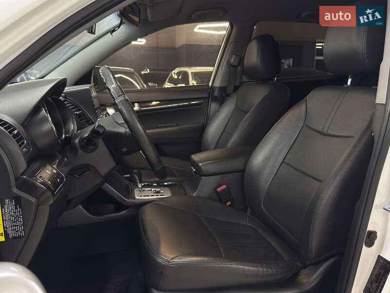 Позашляховик / Кросовер Kia Sorento 2011 в Миколаєві