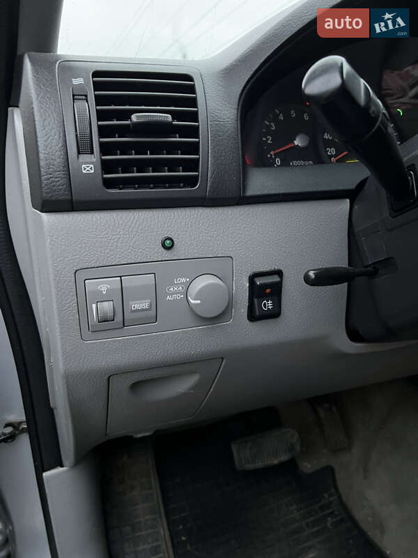 Позашляховик / Кросовер Kia Sorento 2004 в Києві фото 29 Позашляховик / Кросовер Kia Sorento 2004 в Києві