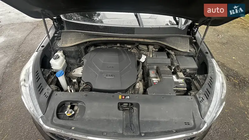 Kia Sorento 2018 VIN 5XYPG4A59KG472593 фото оголошення 35 з 79