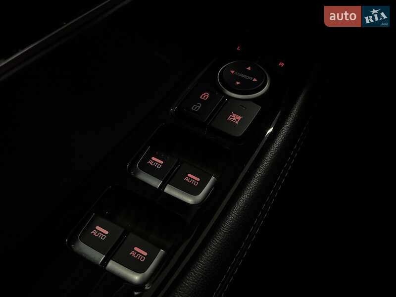 Внедорожник / Кроссовер Kia Sorento 2018 в Николаеве