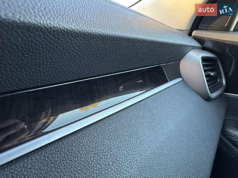 Позашляховик / Кросовер Kia Sorento 2016 в Дніпрі