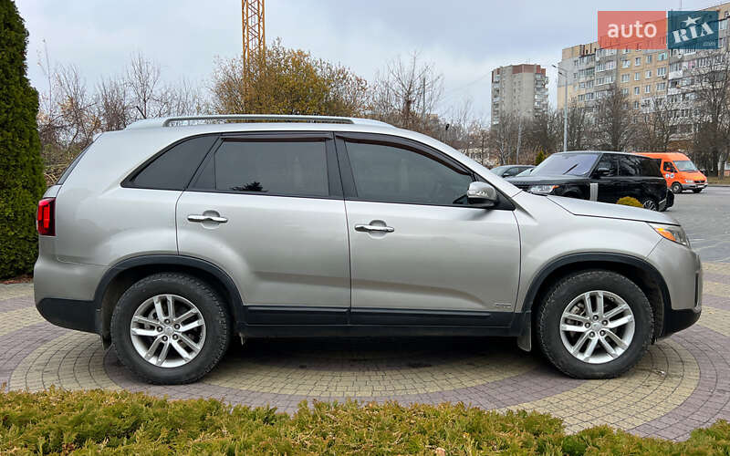 Внедорожник / Кроссовер Kia Sorento 2014 в Львове фото 8 Внедорожник / Кроссовер Kia Sorento 2014 в Львове