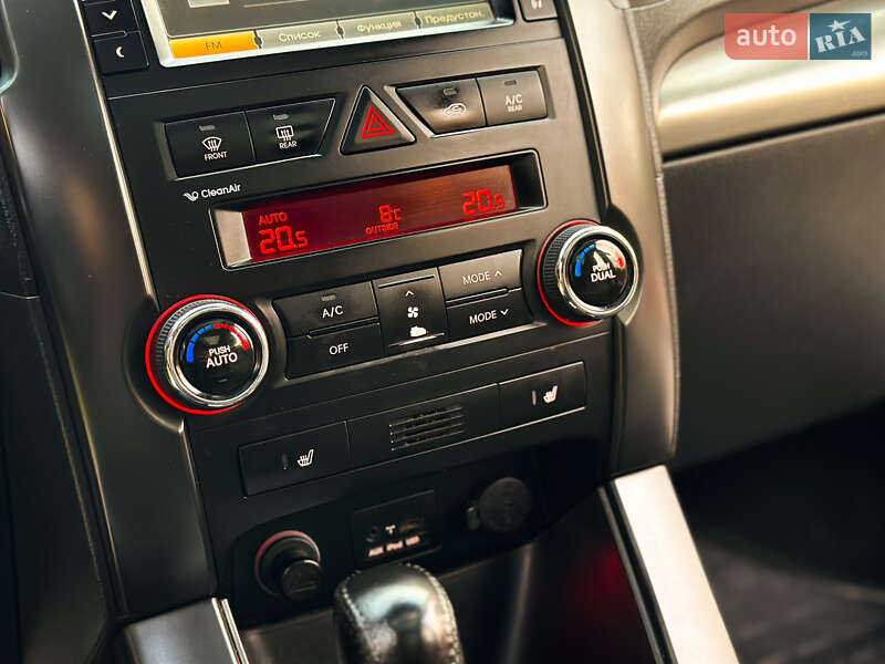 Позашляховик / Кросовер Kia Sorento 2011 в Хмельницькому