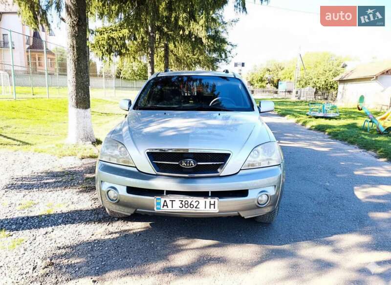 Позашляховик / Кросовер Kia Sorento 2005 в Городенці